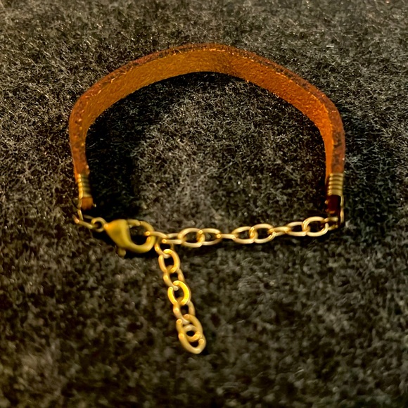 ✝️"Do not fear, for I am with you” Isaiah 41:10 Leather bracelet - Picture 6 of 10